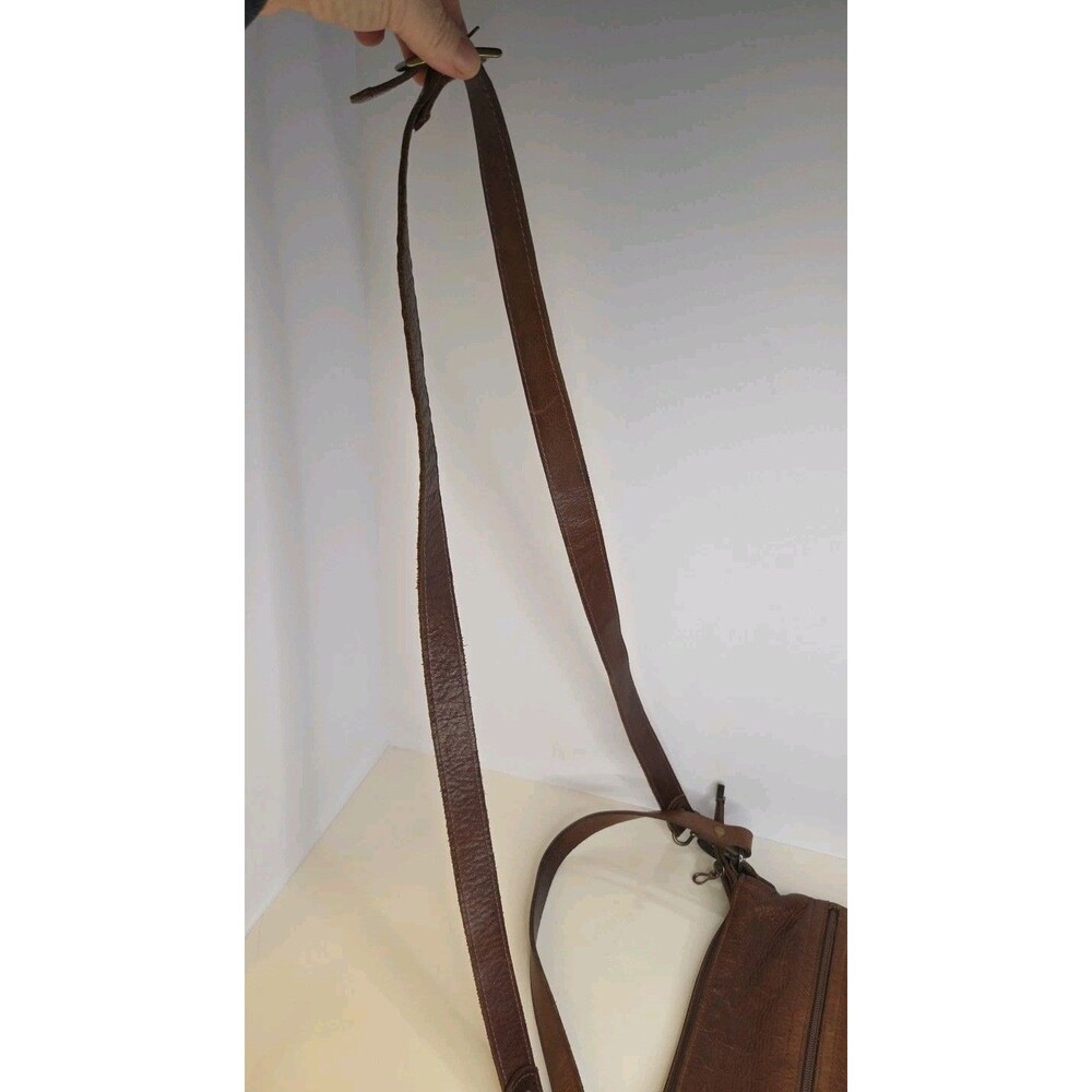 LAND Brown Leather Square (11 X 11) Messenger Satchel w/ Handle & Shoulder Strap - Picture 14 of 16